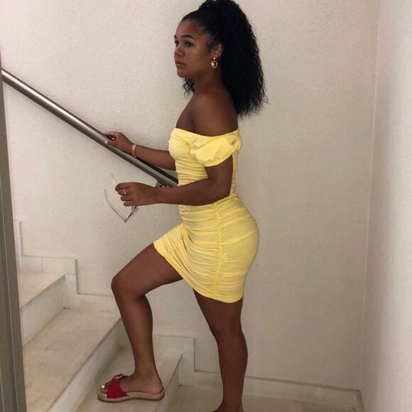 Zara NWT Ruched Dress in Yellow size S Small Bloggers Favorite - Picture 11 of 12